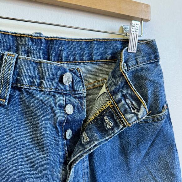 Classic LEVI'S 501 '93 Medium Wash Jeans - Picture 6 of 7